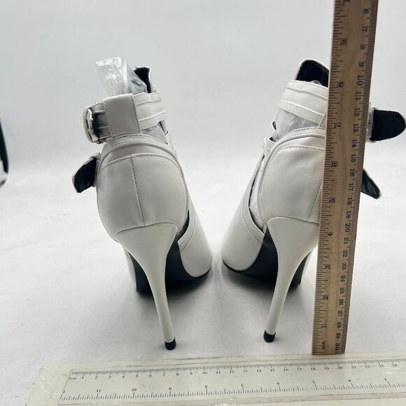 XYD White Ankle Boots with Buckle Detail - Picture 5 of 8